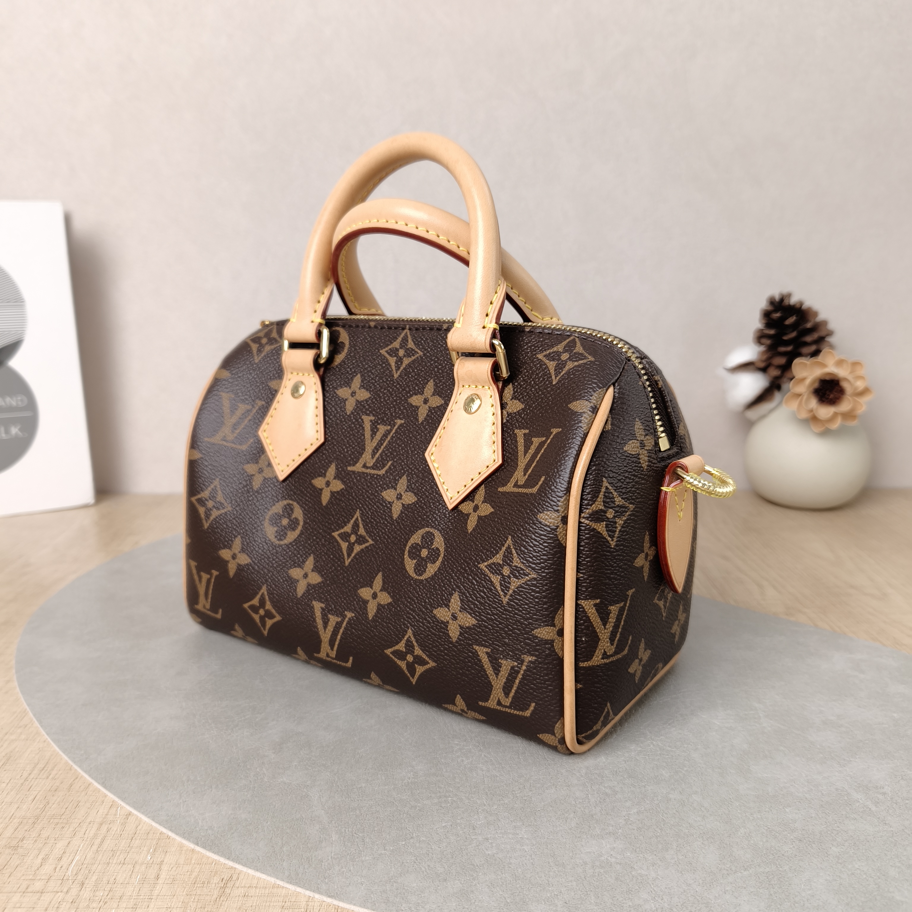 Louis Vuitton Crossbody Bag Speedy20 Shoulder Strap PVC Small20.5 × 12 × 13.5 cm — cover view 2 of 6