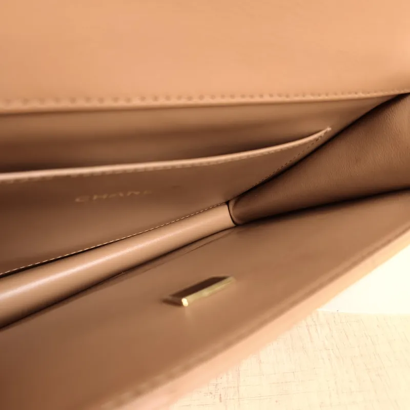 Chanel Backpack Backpack Brown Lambskin One Size23 × 6 × 18 cm — detail view 5 of 14