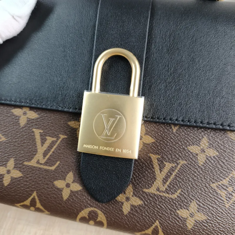 Louis Vuitton Crossbody Bag Locky BB Black PVC BB 20 × 7.5 × 16 cm — detail view 10 of 15