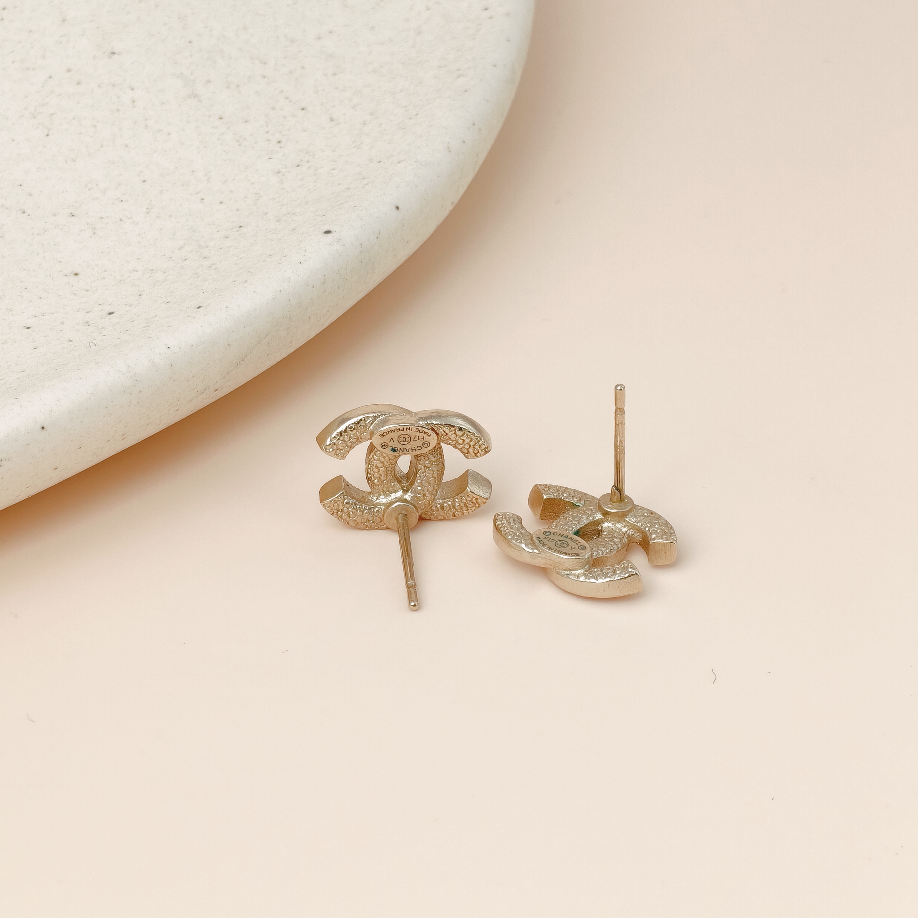 Chanel Earrings c Earrings Gold One Size — cover view 9 of 9