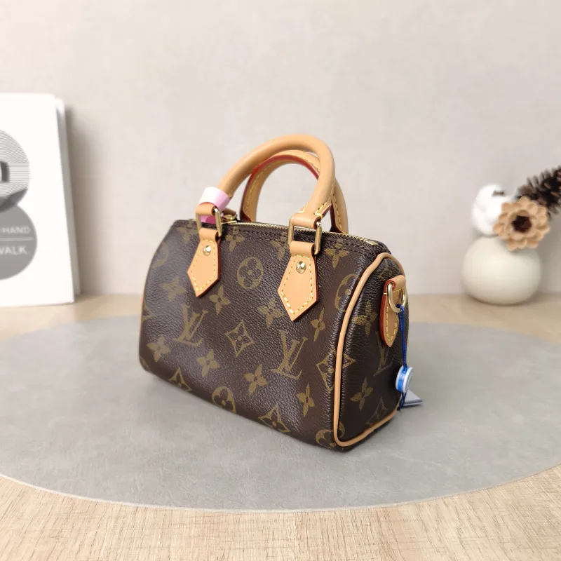 Louis Vuitton Crossbody Bag Speedy Nano Shoulder Strap PV Cnano16 × 7.5 × 10 cm — cover view 2 of 5