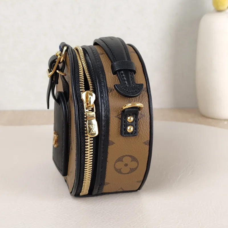 Louis Vuitton Crossbody Bag Mini BOITE CHAPEAU Monogram PVC Mini 13 × 6.5 × 12 cm — detail view 4 of 10