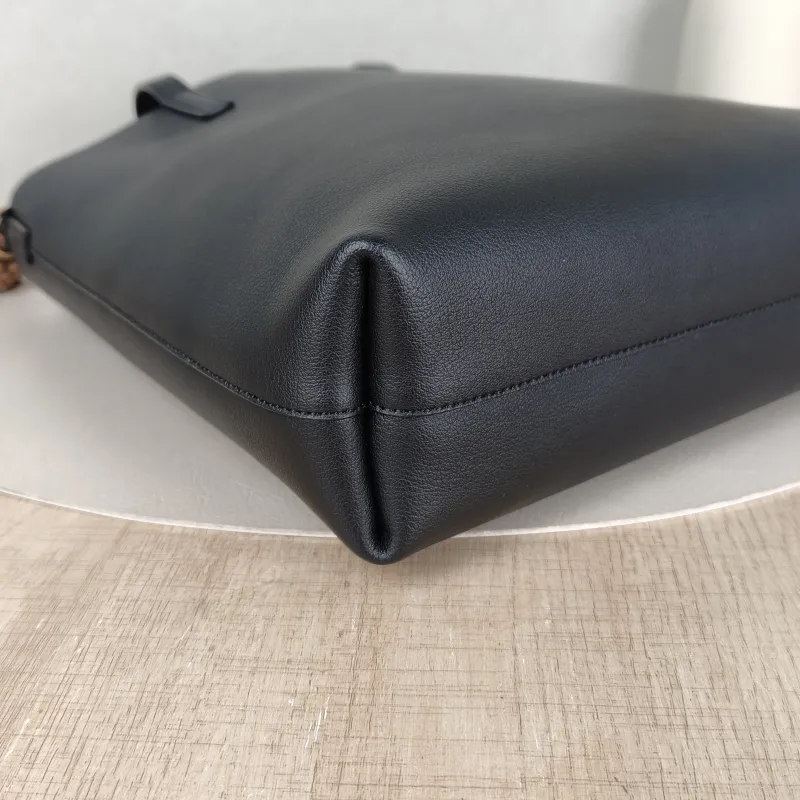 SAINT LAURENT Top Handle Bag SHOPPING Shopping Tote Edition Black Calfskinmini25 × 8 × 28 cm — detail view 1 of 11