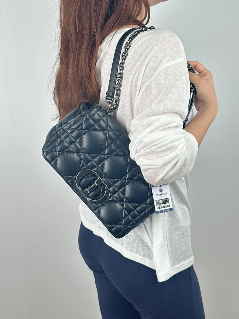DIOR Crossbody Bag Caro Chain Bag Black Calfskin Medium 25.5 × 9 × 15.5 cm logo — on-model view 2 of 2