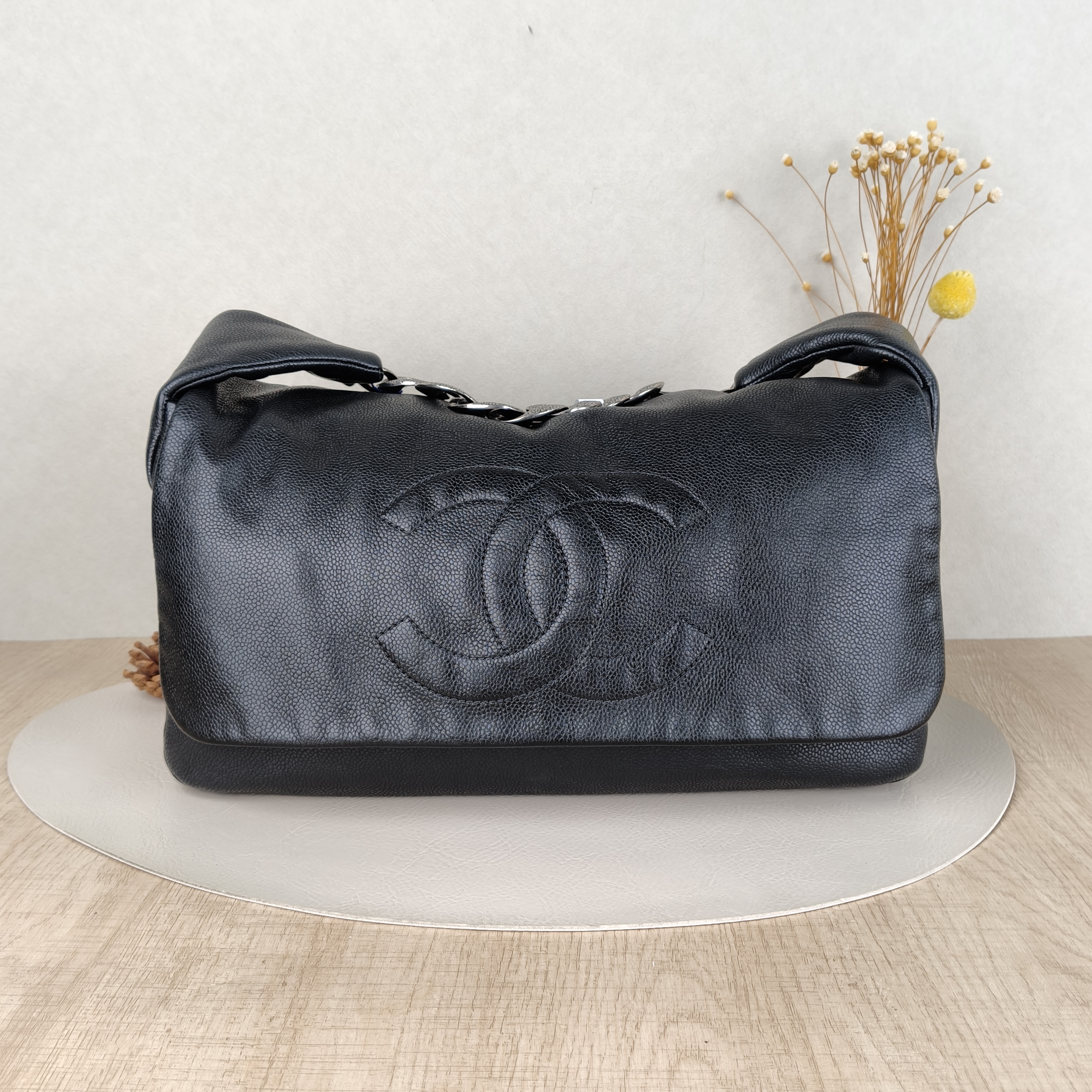 Chanel Shoulder Bag Black Grained Calfskin 31 × 11.5 × 30 cm