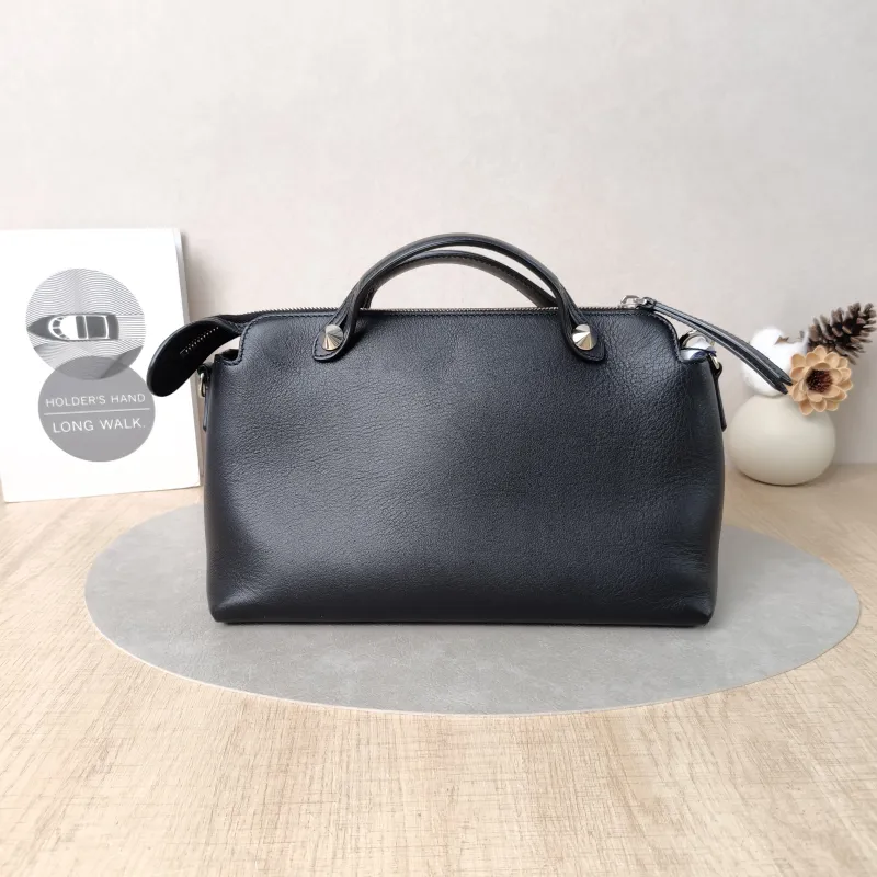 FENDI Crossbody Bagby the way Black Calfskin Medium28 × 13 × 17 cm — cover view 3 of 6