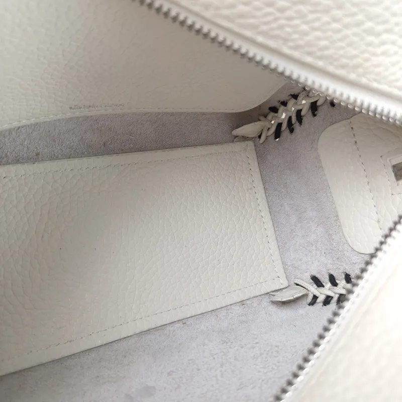DELVAUX Top Handle Bag Cool Box Box Shoulder Bag Calfskinmini21 × 11 × 13 cm — detail view 1 of 12
