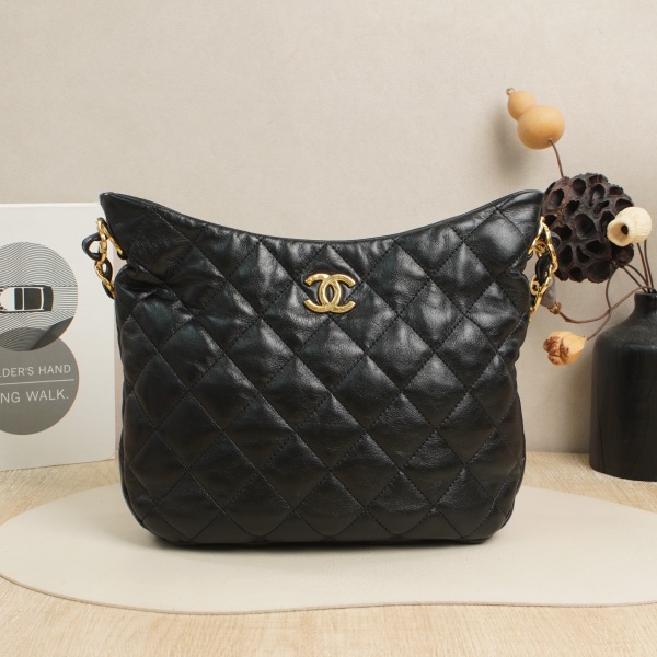 Chanel Hobo Shoulder Bag Large Black with Gold-Tone Hardware Lambskin Microchip Edition · Dust Bag · 29 × 7 × 21 cm