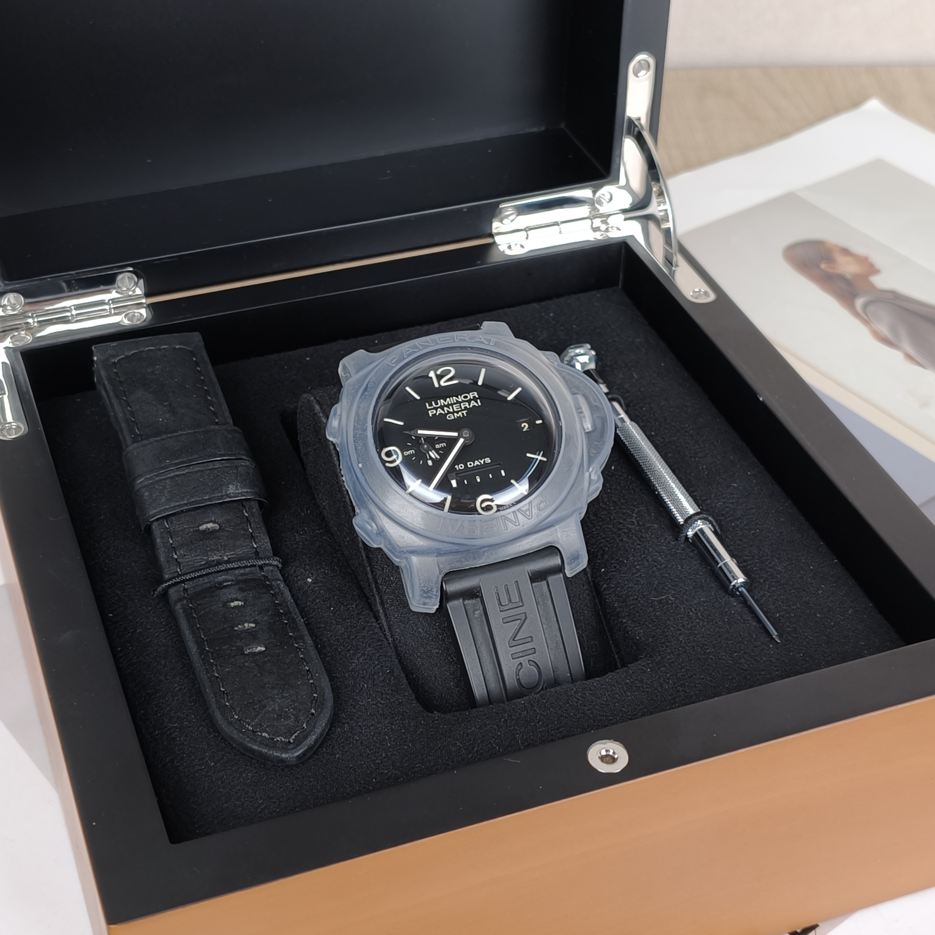 PANERAI Watch Collection Watch Black 44mm — cover view 6 of 12