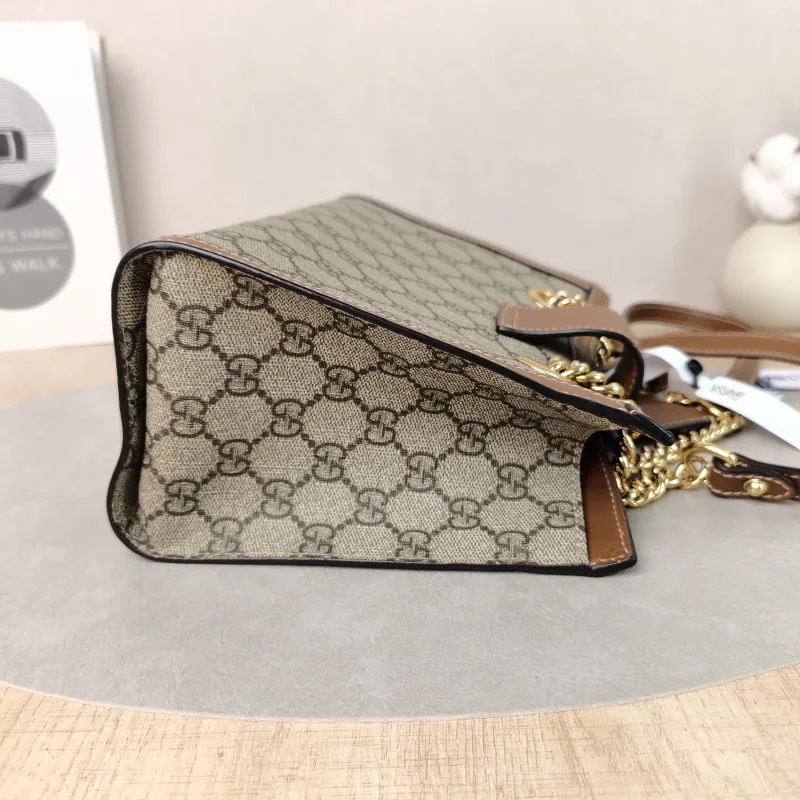 GUCCI Shoulder Bag Padlock Tote Monogram PVC Medium26 × 10 × 18 cm — detail view 9 of 12