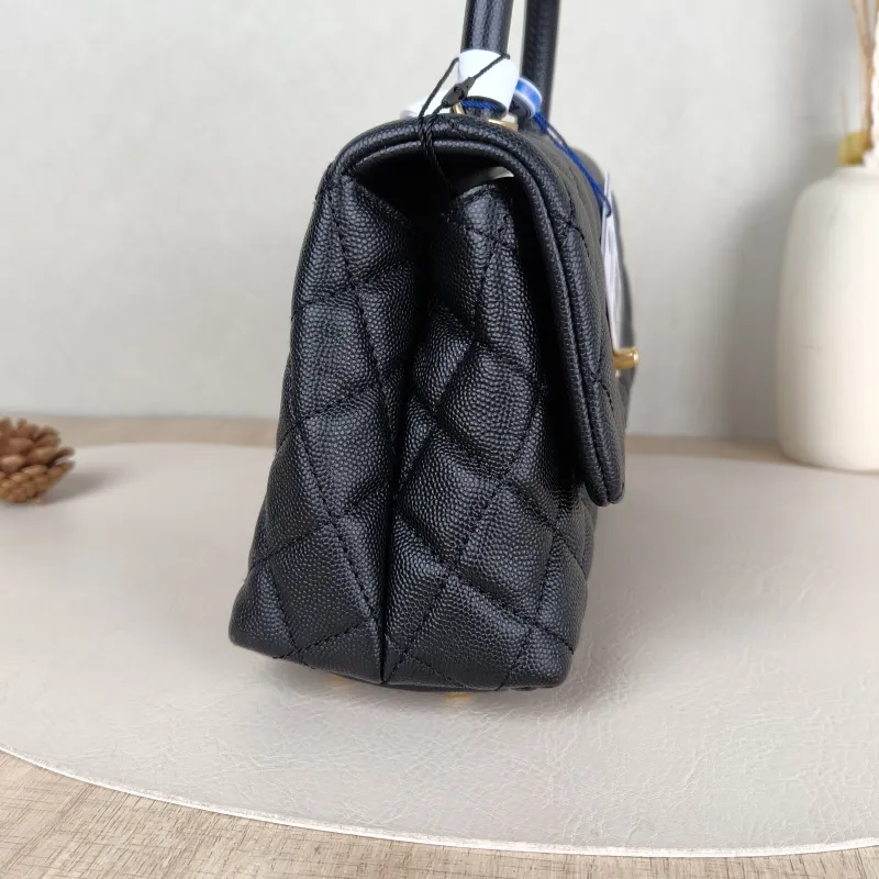 Chanel Top Handle Bag Coco Handle​Black Grained Calfskin Small24 × 10 × 14 cm — detail view 5 of 15