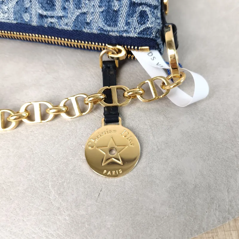 Louis Vuitton Crossbody Bag Speedy25 Medium 25 × 15 × 19 cm — detail view 1 of 12