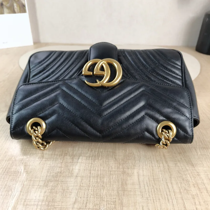 GUCCI Crossbody Bag GG Marmont Medium Marmont 26 Black CC alfskin Medium 26 × 7 × 15 cm — detail view 11 of 11