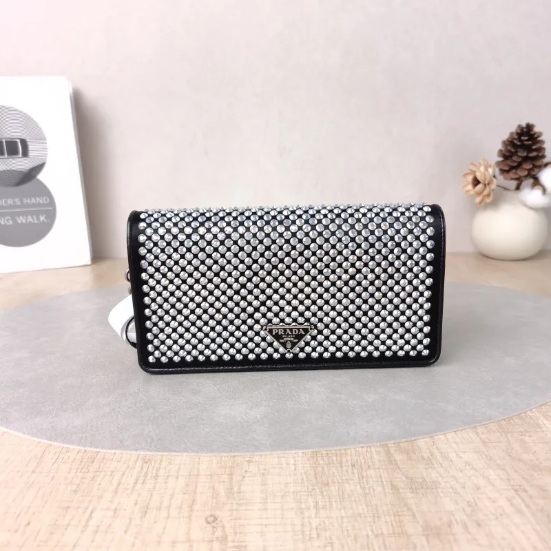 PRADA Crossbody Bag Crossbody Bag Black Calfskin One Size18.5 × 3 × 10 cm