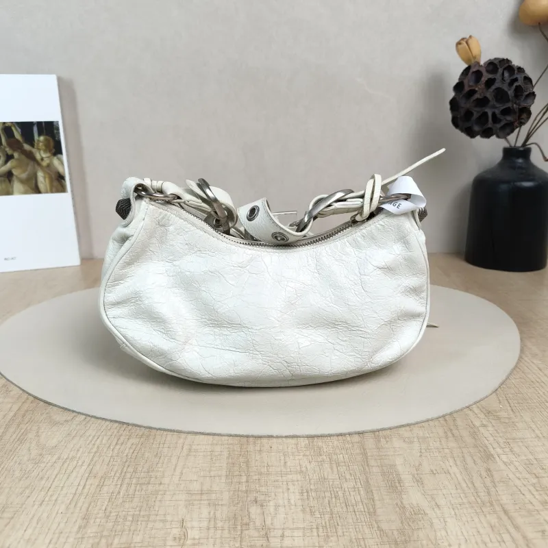 BALENCIAGA Crossbody Bag LE CAGOLE White Lambskin XS26 × 7 × 16 cm — cover view 3 of 5