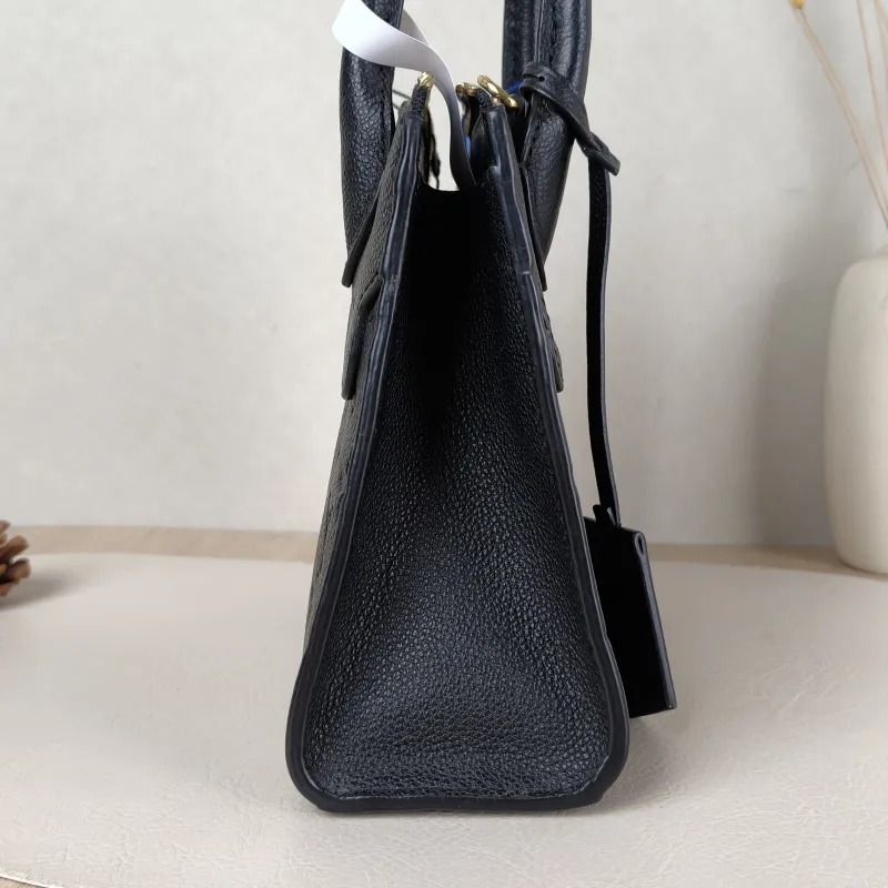 Louis Vuitton Crossbody Bag Pont Neuf Shoulder Bag Black Calfskinmini22.5 × 11 × 19 cm — detail view 5 of 11