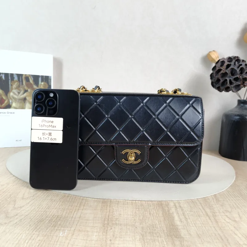 Chanel Crossbody Bag cf Crossbody Bag Black Calfskin One Size 25 × 7 × 16 cm 21 — cover view 3 of 6