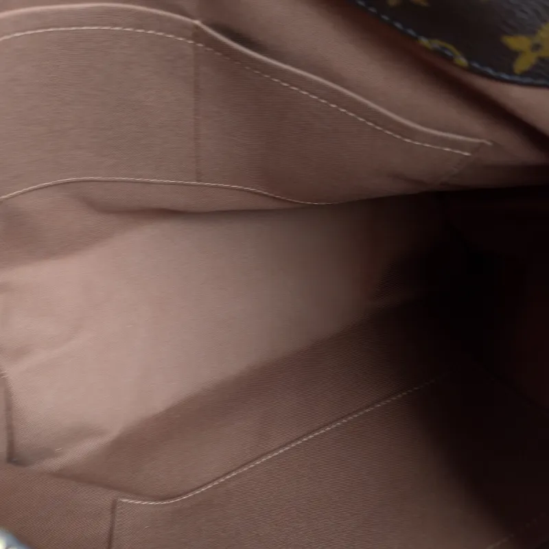 Louis Vuitton Shoulder Bag sully Shoulder Bag Monogram PVC Medium 35 × 14 × 31 cm — detail view 8 of 11