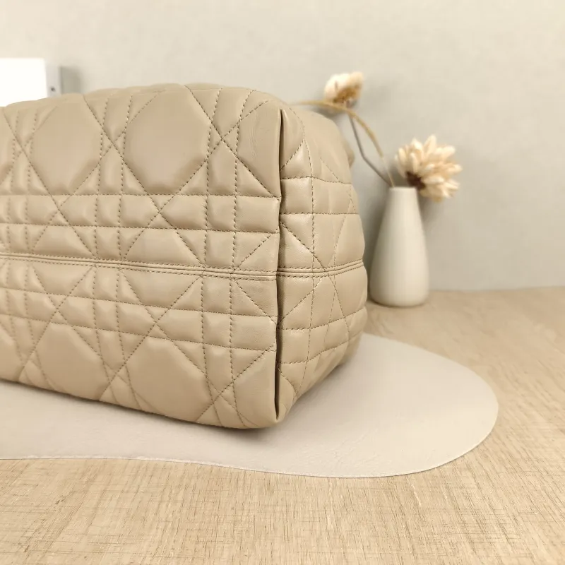 DIOR Top Handle Bag TOUJOURS Medium 28.5 × 17 × 21.5 cm — detail view 8 of 13
