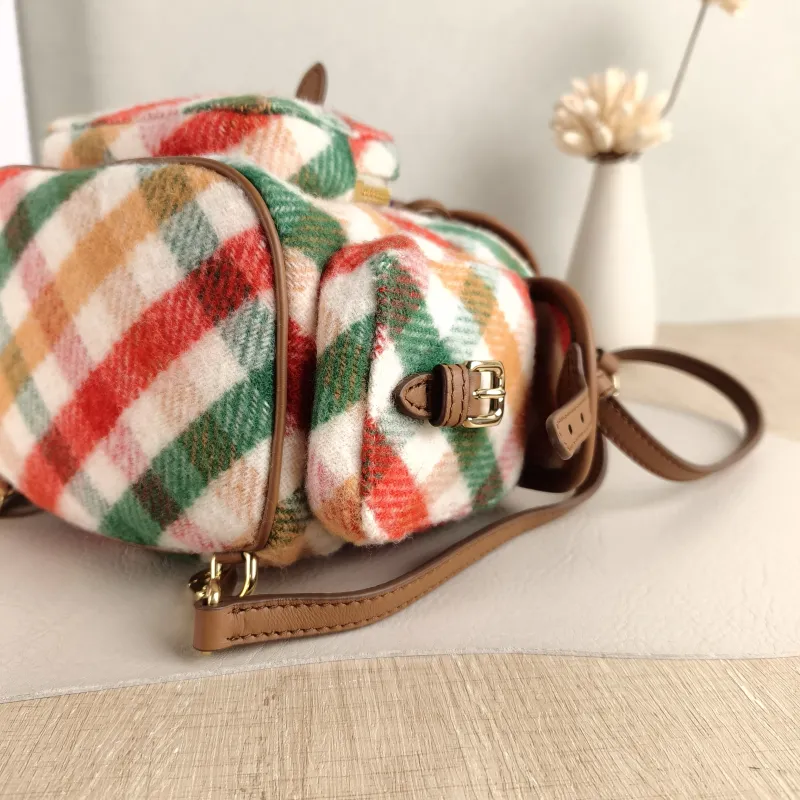 Miumiu Backpack Backpack Colorblock Medium 18 × 11.5 × 22 cm — detail view 4 of 11