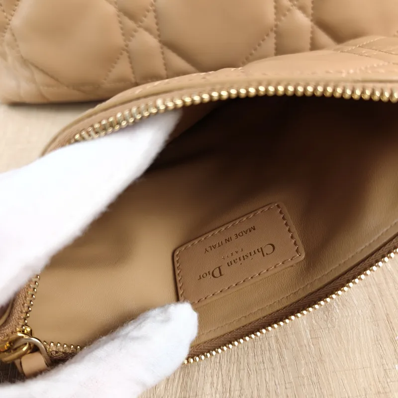 DIOR Top Handle Bag TOUJOURS Caramel Calfskin Medium 28.5 × 17 × 21.5 cm — detail view 9 of 14