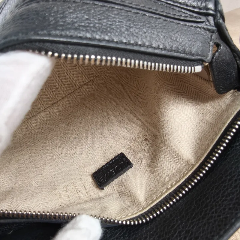 LOEWE Crossbody Bag Puzzle Black CC alfskin Mini 18 × 8 × 12.5 cm — detail view 7 of 11