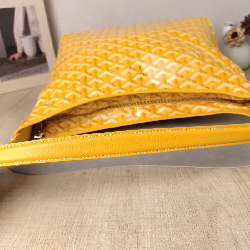GOYARD Shoulder Bag Boheme Hobo​ Yellow PVC Small 43 × 14 × 27 cm — detail view 9 of 12