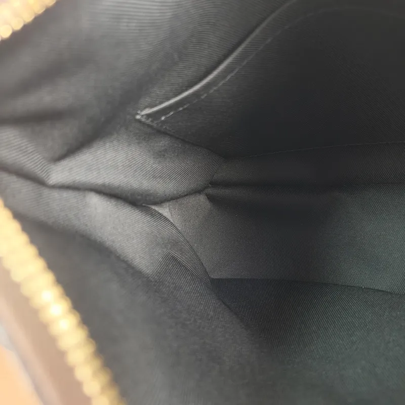 Louis Vuitton Crossbody Bag ODEON Monogram PVC Small 24 × 8 × 22 cm — detail view 11 of 12