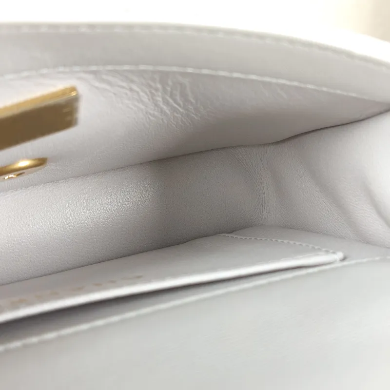 Chanel Crossbody Bag Grey Lambskin One Size19 × 5 × 12.5 cm — detail view 5 of 13
