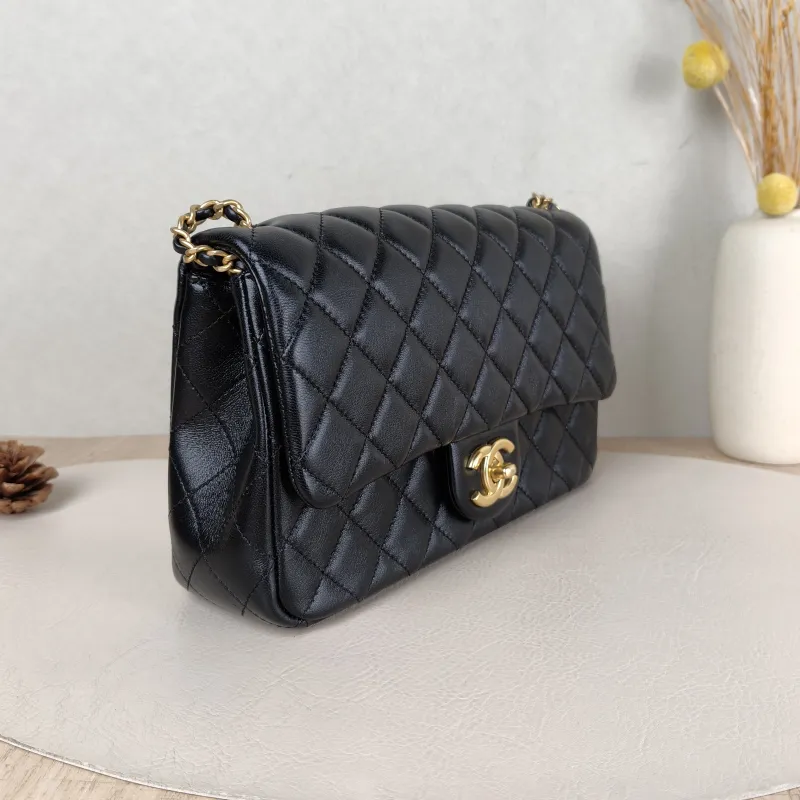 Chanel Shoulder Bag c cf Black Lambskin One Size 24 × 7 × 14.5 cm — cover view 3 of 5
