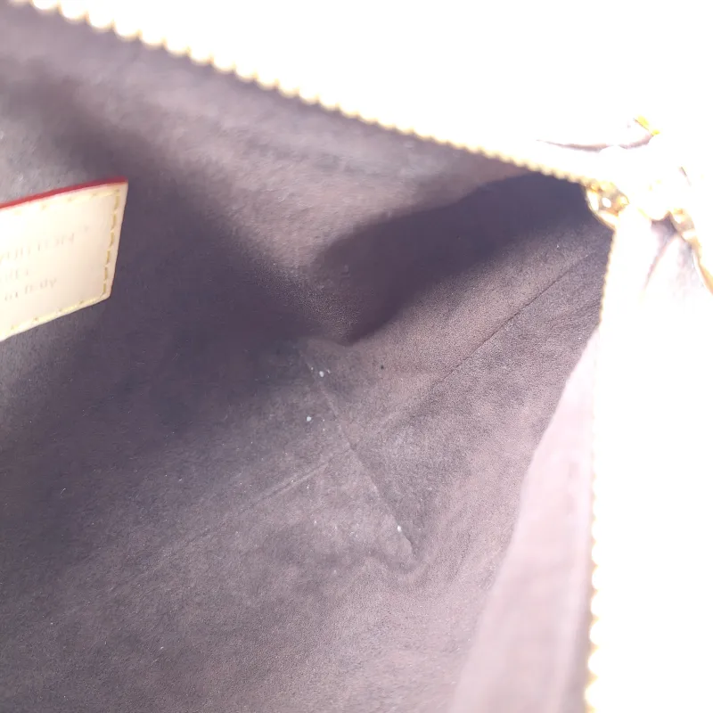 Louis Vuitton Shoulder Bag Pochette Hills Monogram PVC One Size 18.5 × 6.5 × 11 cm — detail view 9 of 13