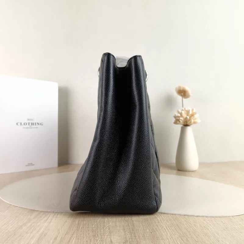 Chanel Shoulder Bag Grand Shopping Tote​ GST Shopping Tote Black Grained Calfskin Large 33 × 13 × 24 cm 15 — detail view 2 of 12