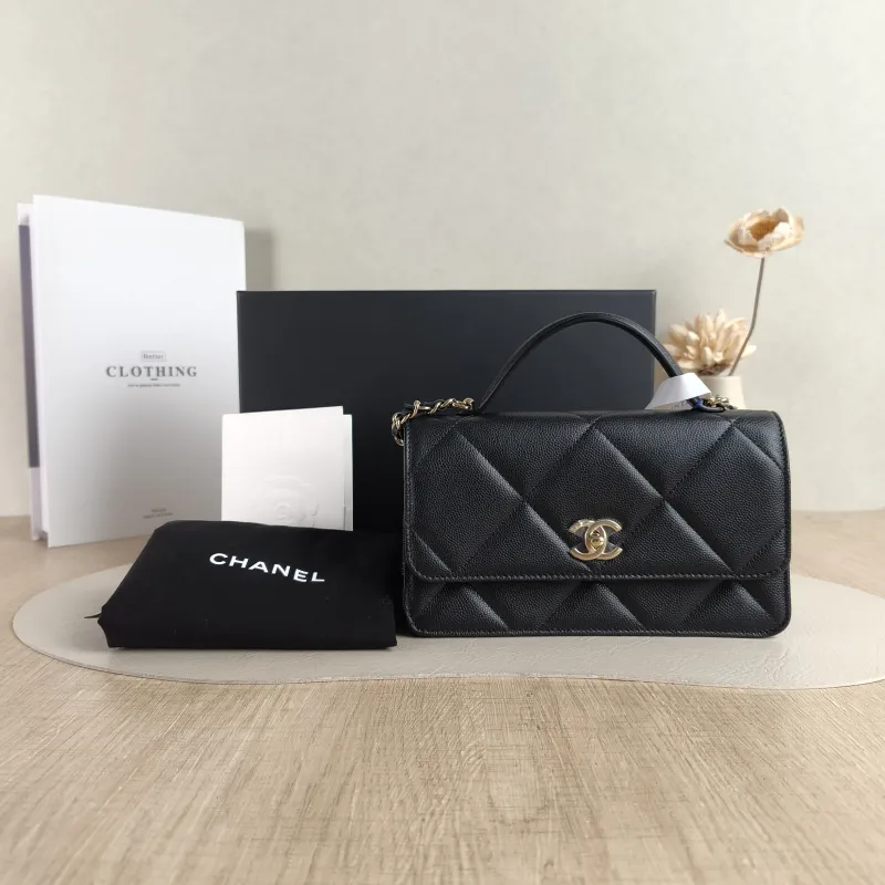 Chanel Crossbody Bag woc Black Grained Calfskin One Size 19.2 × 3.5 × 12.3 cm — cover view 4 of 6