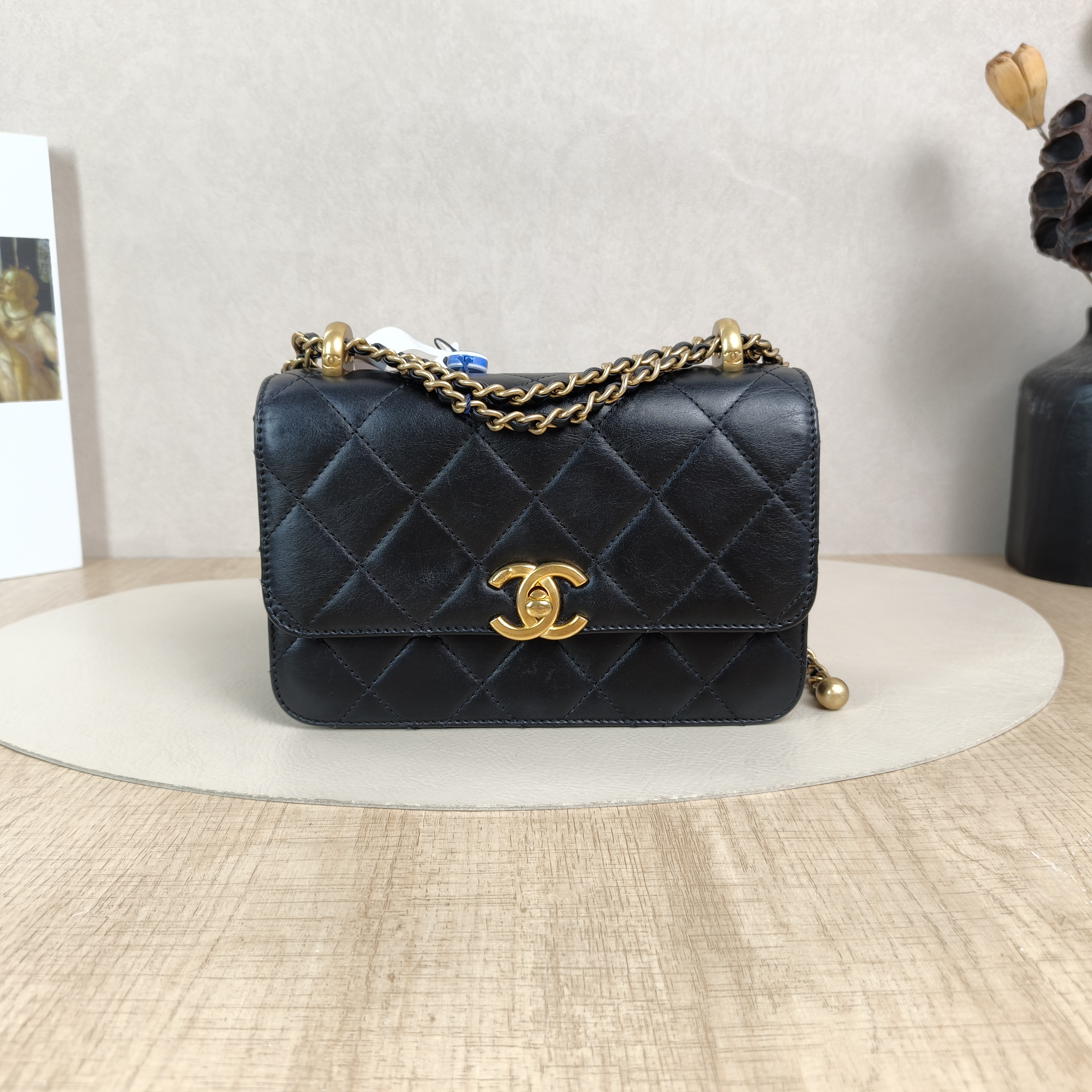 Chanel Crossbody Bag Black Calfskin Small19 × 8 × 12 cm