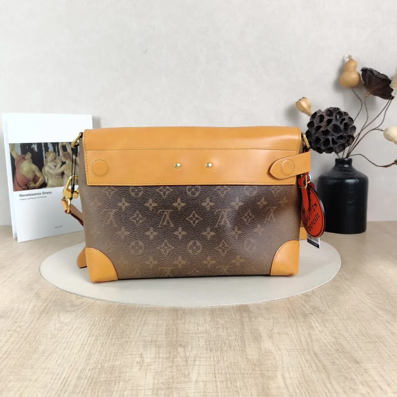 Louis Vuitton Crossbody Bag Steamer Messenger Bag Brown PVC One Size30 × 10 × 20 cm — cover view 4 of 5