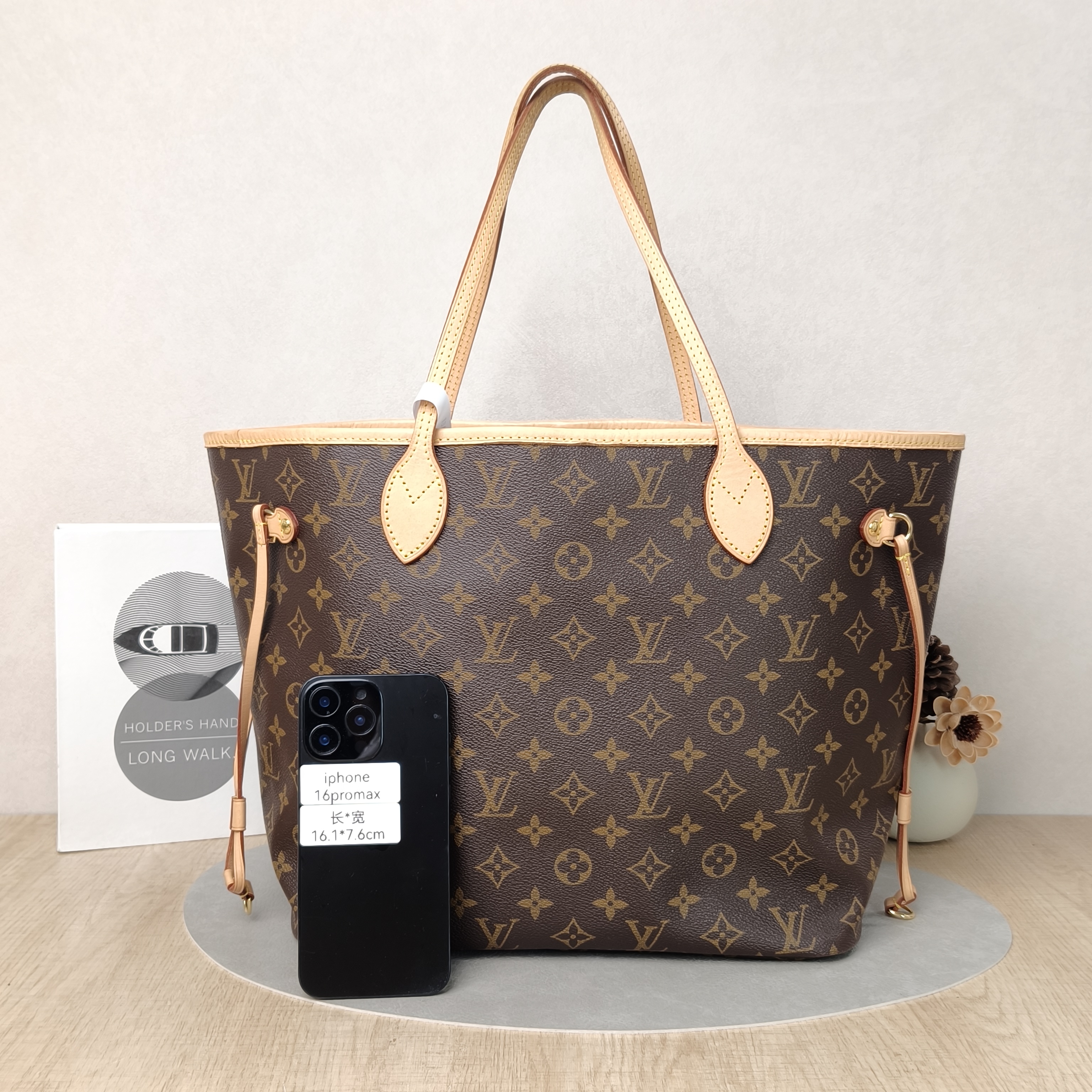 Louis Vuitton Shoulder Bag Neverfull Monogram PVC Medium31 × 14 × 28 cm — cover view 2 of 6