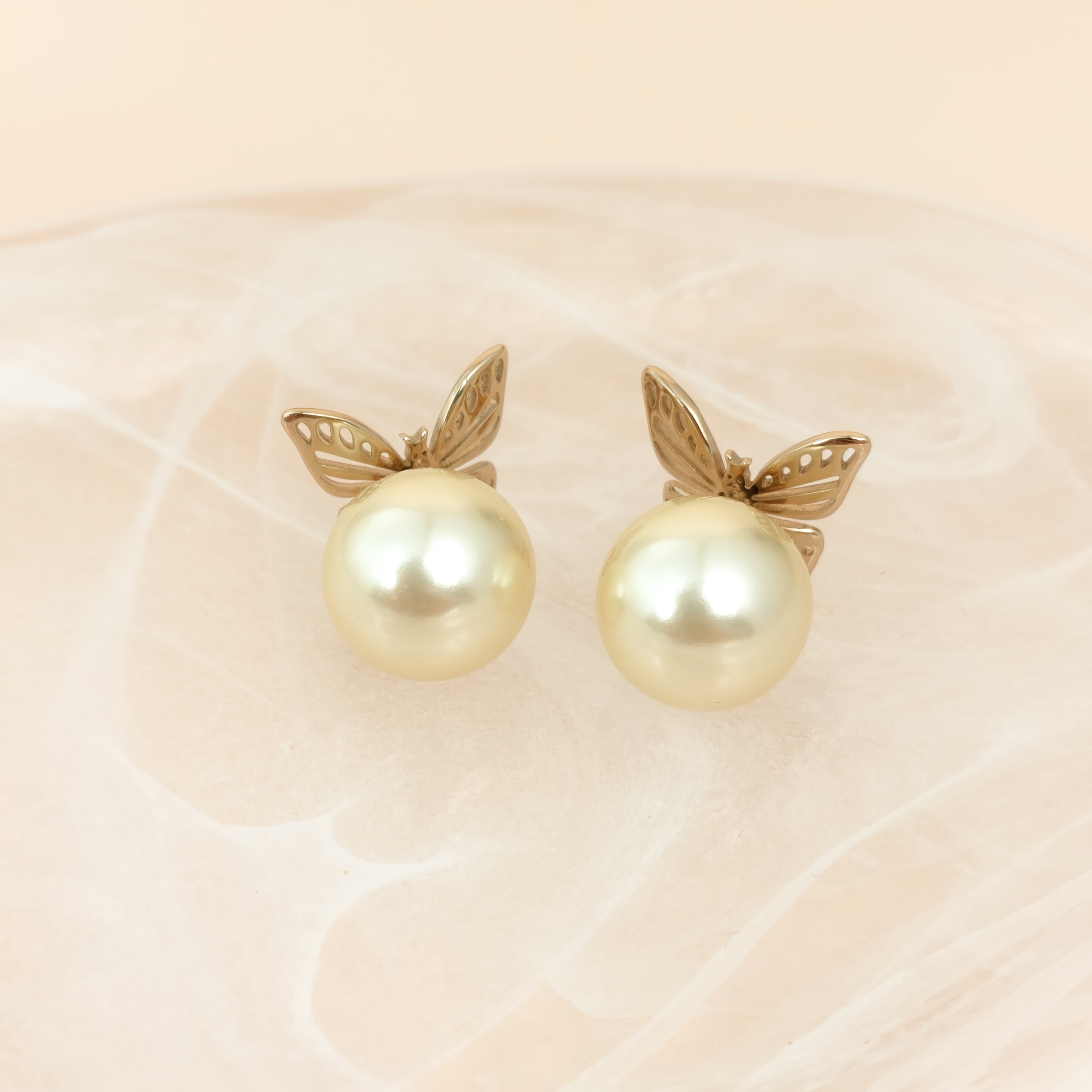 DIOR Earrings Pearl Earrings Gold One Size — cover view 3 of 6