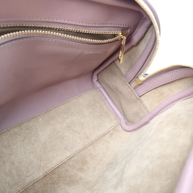 LOEWE Crossbody Bag amazona 19 Calfskin One Size 24 × 19 × 15 cm — detail view 13 of 13