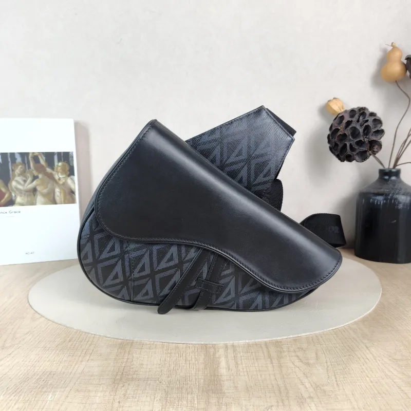 DIOR Crossbody Bag saddle Black PVC · Calfskin One Size 26 × 4.5 × 19 cm