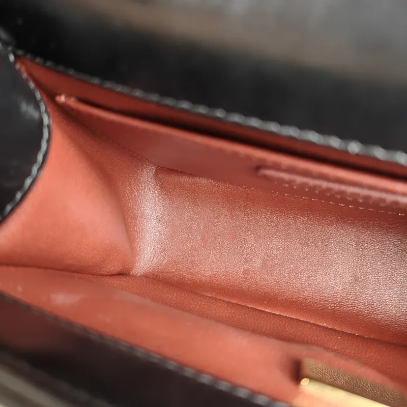 Chanel Crossbody Bag Black Calfskin Small 19 × 8 × 12 cm — detail view 3 of 12
