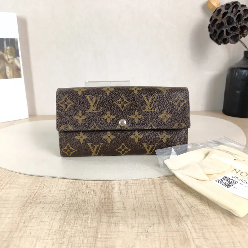 Louis Vuitton Wallet Edition Wallet Monogram PVC 18.5 × 2 × 10 cm — cover view 4 of 5