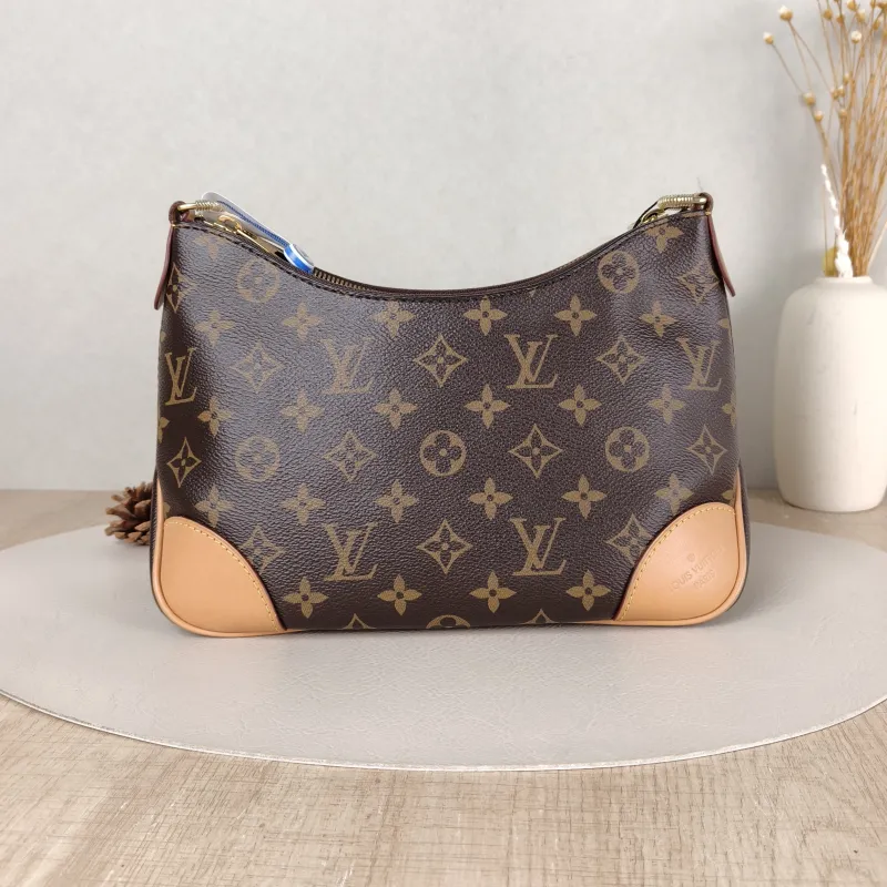 Louis Vuitton Crossbody Bag Boulogne PVC Small 26 × 9.5 × 16 cm — cover view 3 of 5