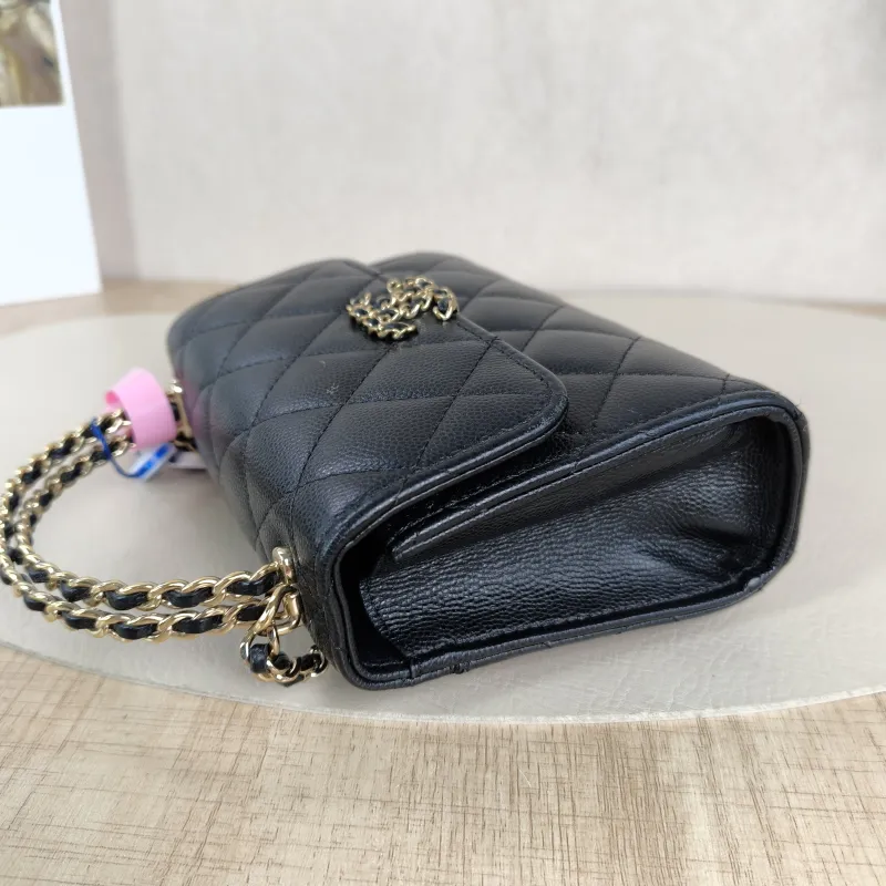 Chanel Crossbody Bag kelly Black Grained Calfskinnano15 × 5 × 11 cm — detail view 2 of 13