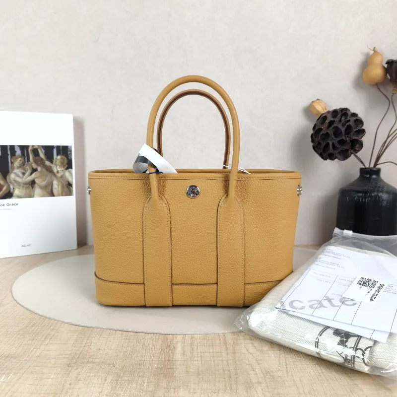 Hermès Top Handle Bag Neo Garden 23 Mini 2S Togo Calfskin Mini 23 × 10 × 16 cm G — cover view 3 of 6