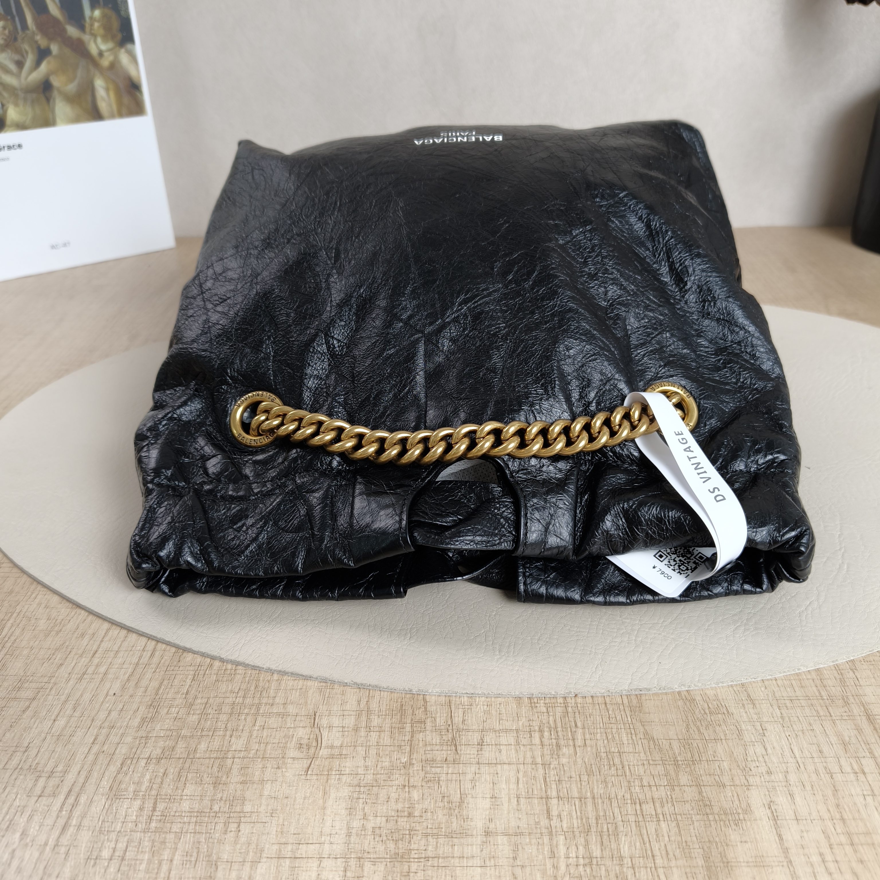 BALENCIAGA Shoulder Bag Crush Black CC alfskin Small24 × 10 × 26 cm — cover view 4 of 9