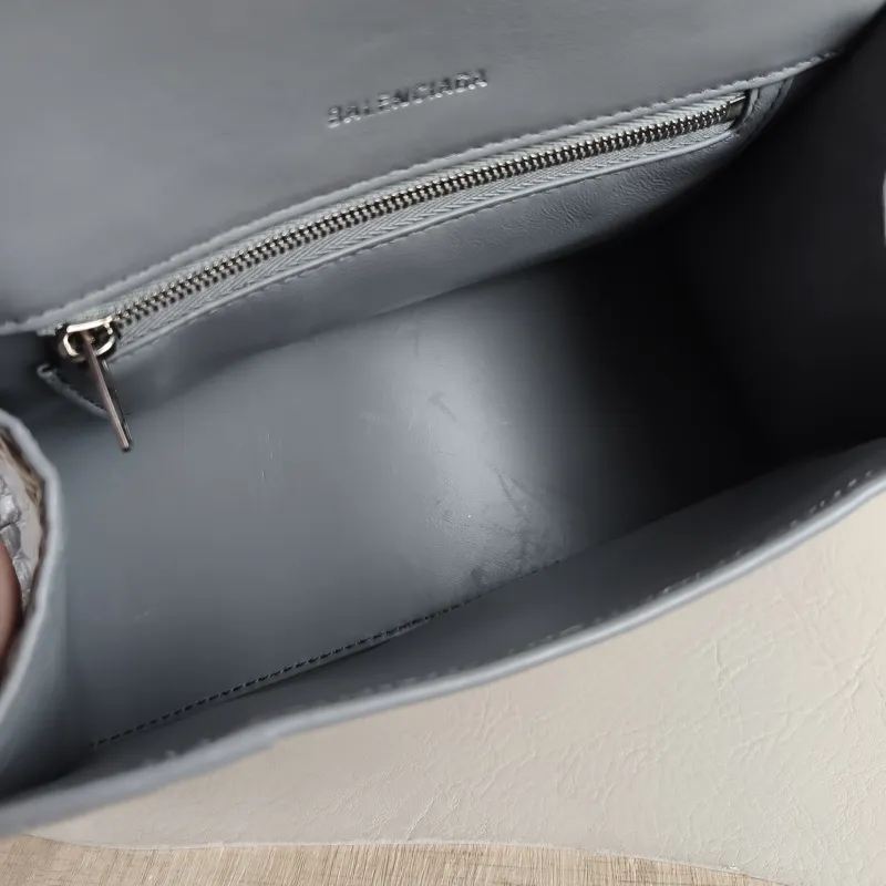 BALENCIAGA Crossbody Bag Hourglass Hourglass Bag Grey Calfskin Small 23 × 10 × 14 cm — detail view 7 of 11