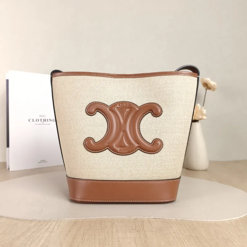 CELINE Shoulder Bag BUCKET TRIOMPHE Bucket Bag · Small 17 × 10 × 22 cm