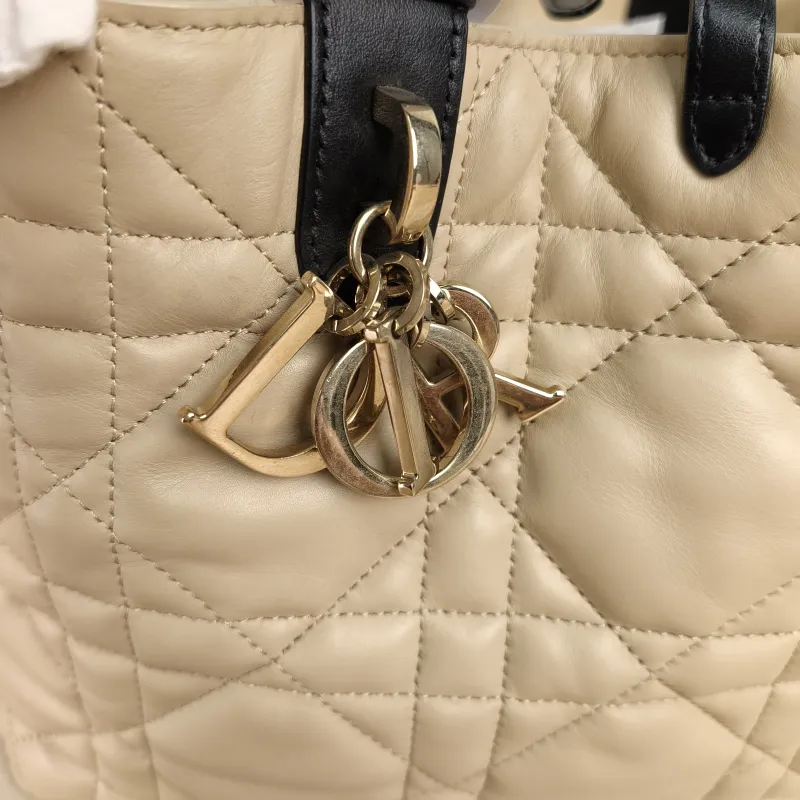 DIOR Top Handle Bag TOUJOURS Medium 28.5 × 17 × 21.5 cm — detail view 10 of 13