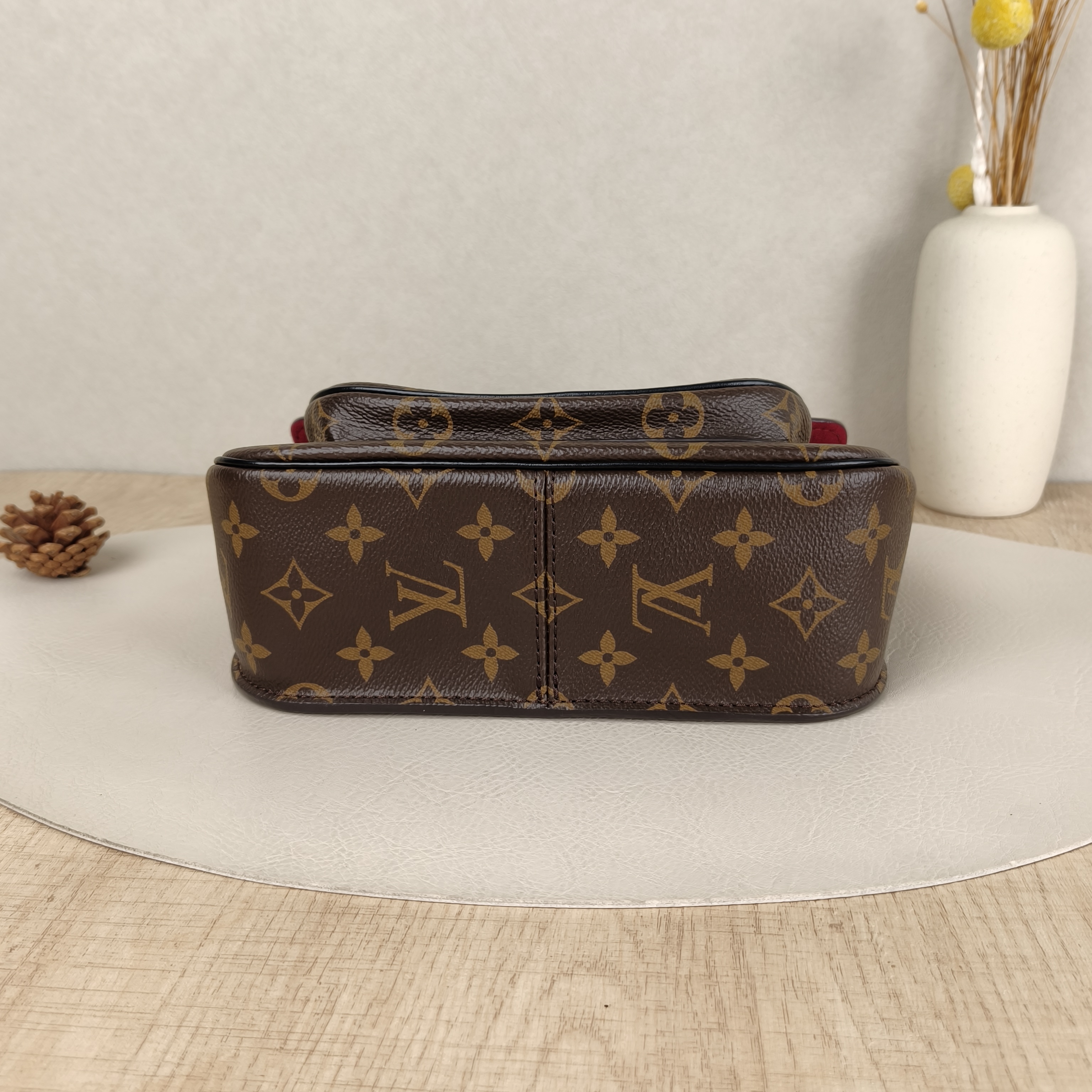 Louis Vuitton Crossbody Bag Passy Messenger Bag Monogram PVC Small23 × 9 × 17 cm — cover view 4 of 5