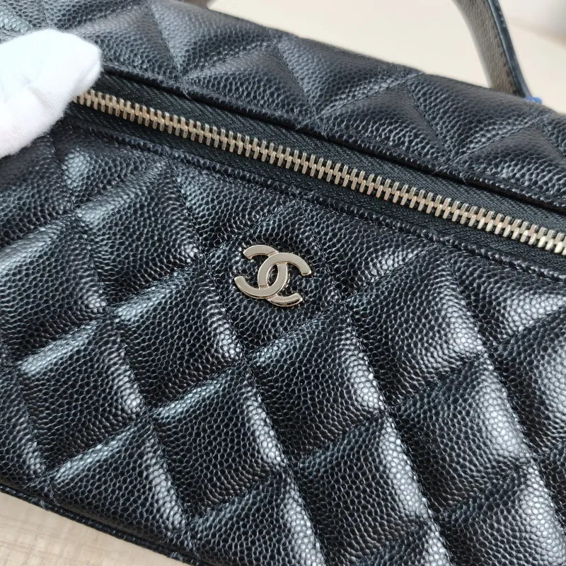 Chanel Crossbody Baglp Box Bag Top Handle Crossbody Bag Black Grained Calfskin One Size19.5 × 5 × 17 cm — detail view 1 of 14